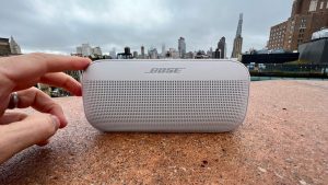 bose soundlink flex stone white city background