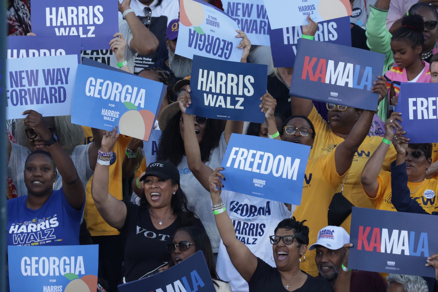 harris rally crowd breaks record georgia election