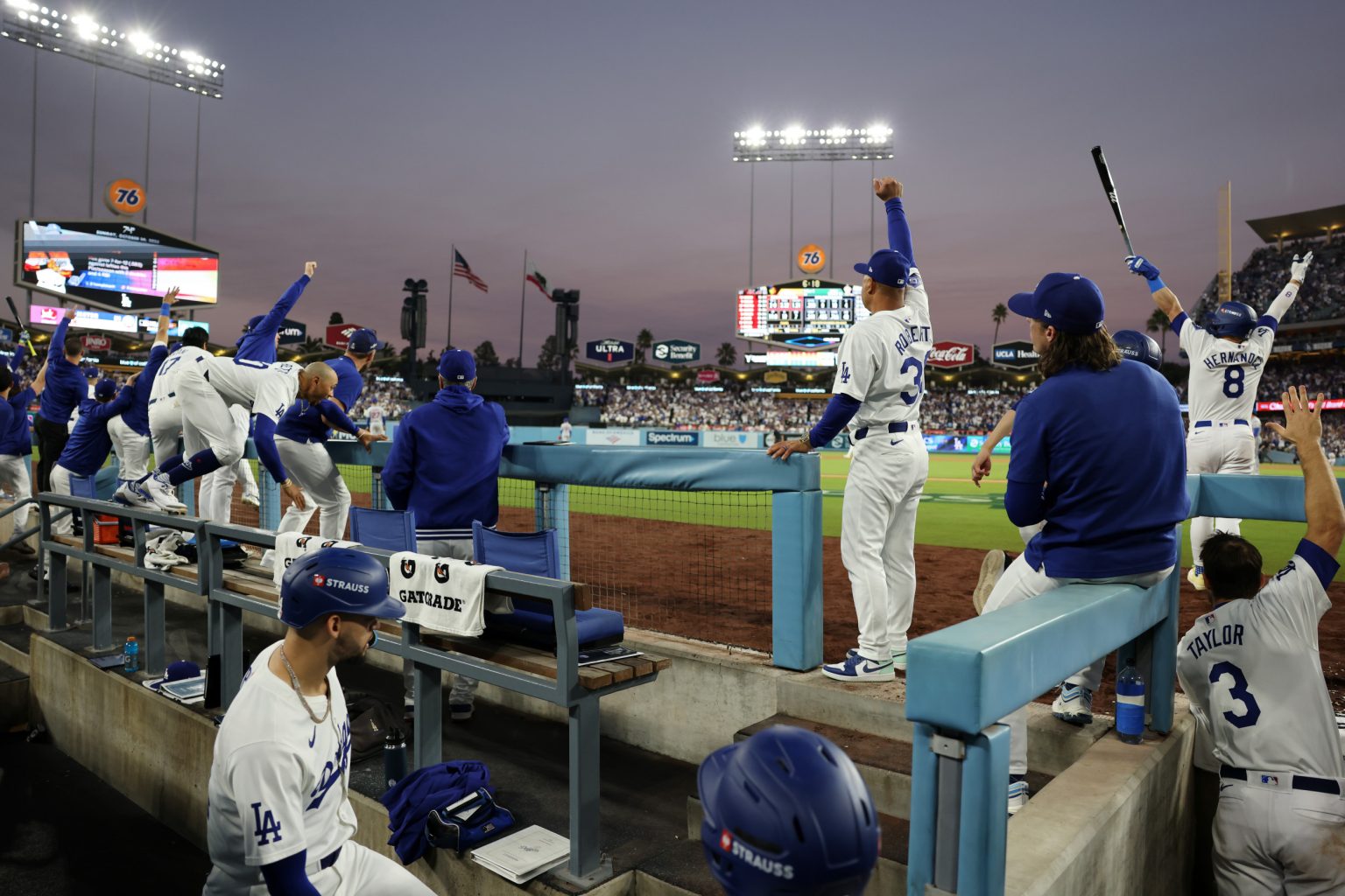 los angeles dodgers clinch world series