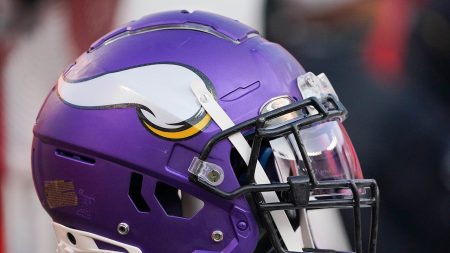 vikings helmet