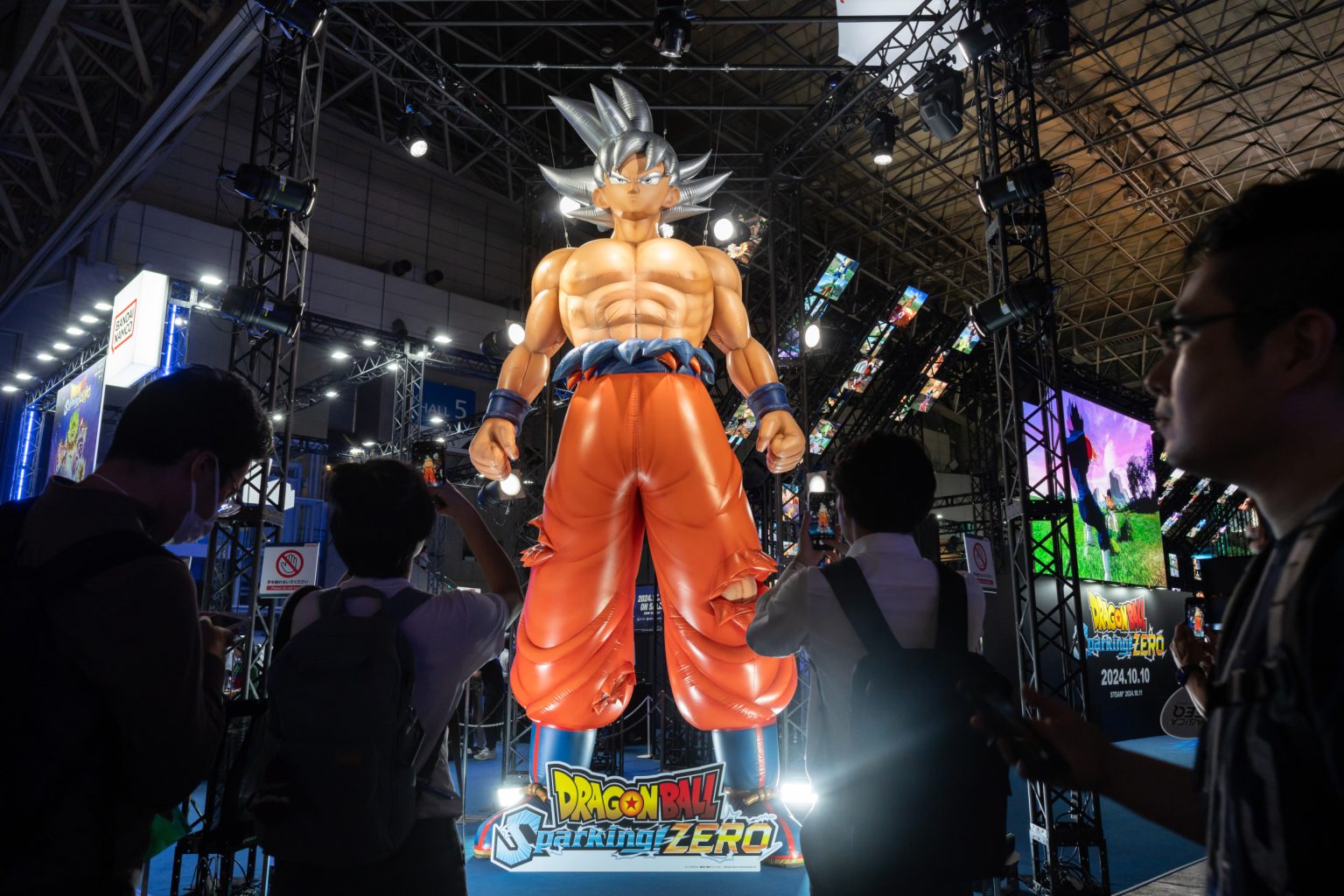 dragon ball sparking zero goku statue