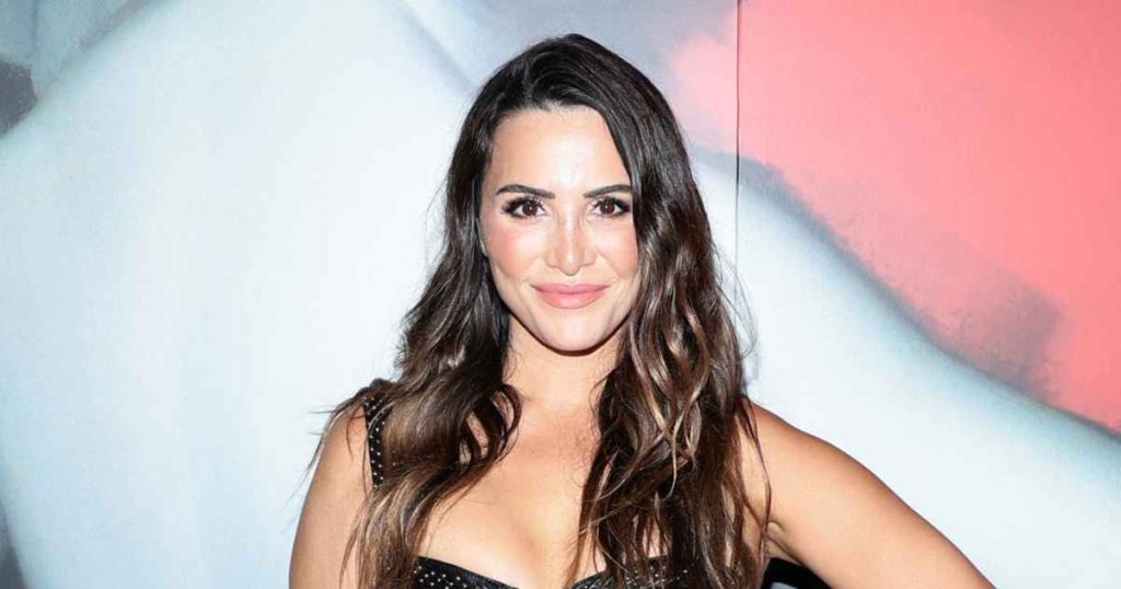 Bachelorettes Andi Dorfman Details Dramatic 28 Hour Labor With Baby Harper Quick NICU StintBachelore