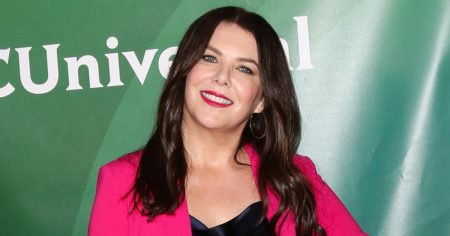 GettyImages 1198928215 Lauren Graham Shares the 1 Gilmore Girls Spinoff She Thinks Might Work