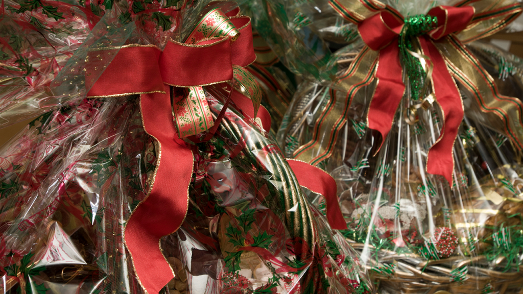 commerce gift basket istock 182145912