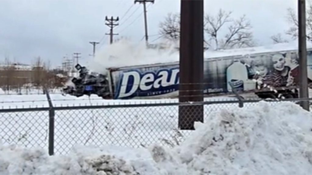 erie truck collision 2