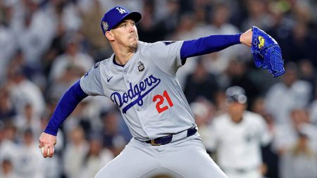 walker buehler