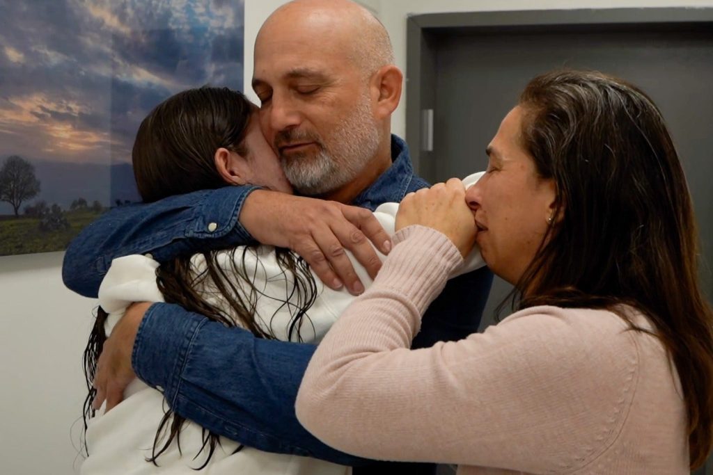 naana levy reunited with parents idf