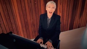 annie lennox 2020 gettyimages 1212204010