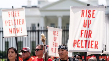 leonard peltier clemency rally 01