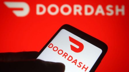 doordash logo gettyimages 1232015093