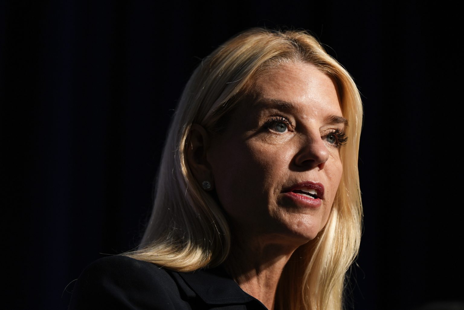 1752807390 pam bondi