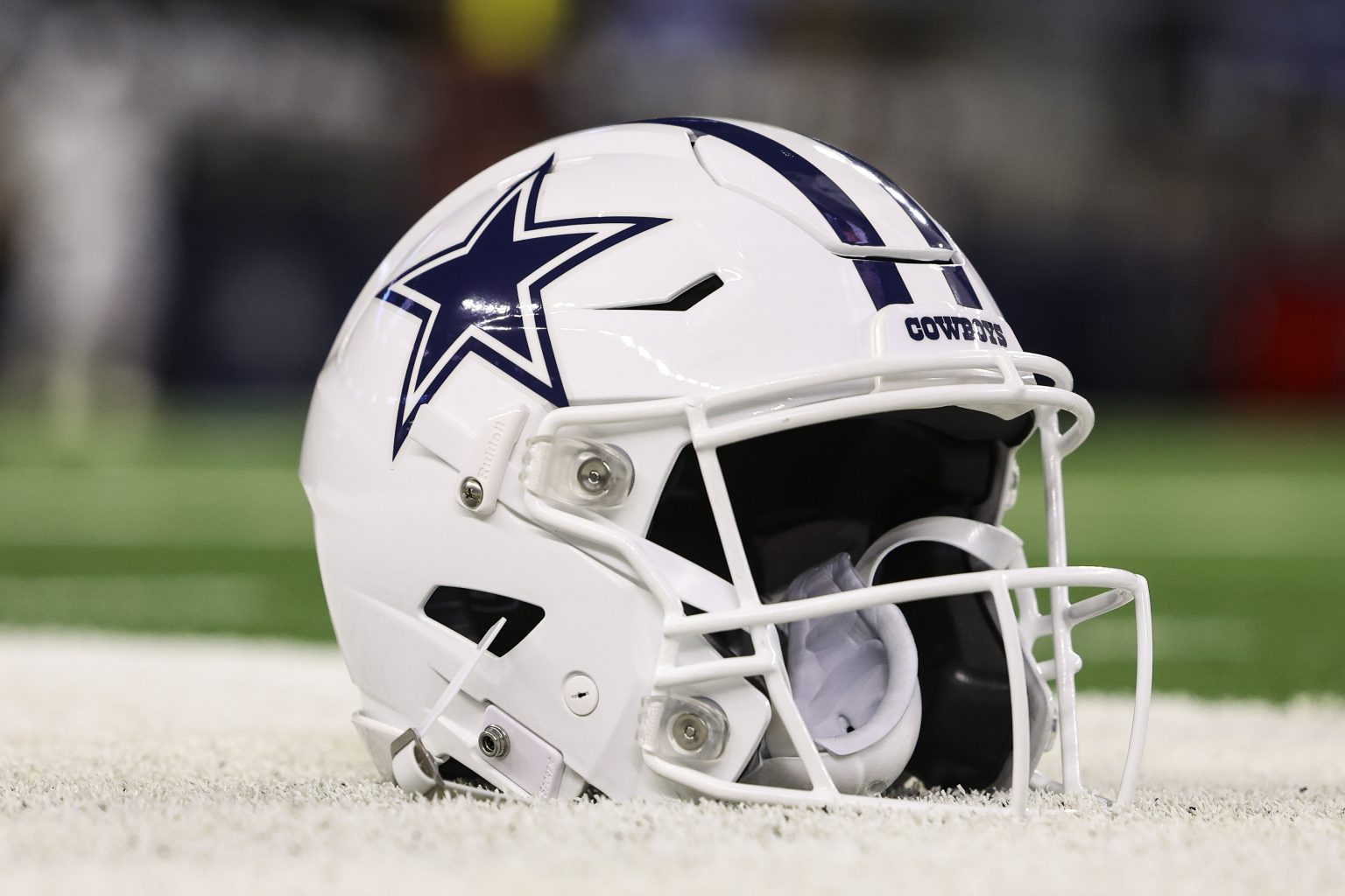 dallas cowboys helmet
