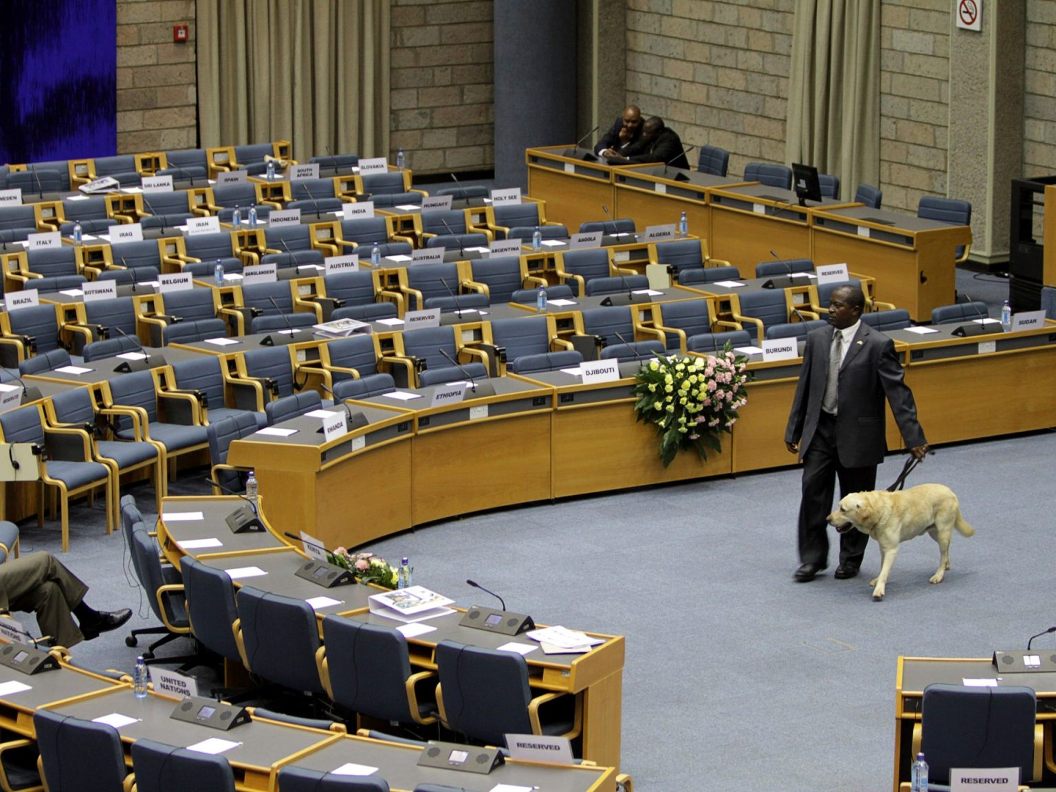 2011 09 09T120000Z 640410761 GM1E79A003M01 RTRMADP 3 KENYA 1755593262