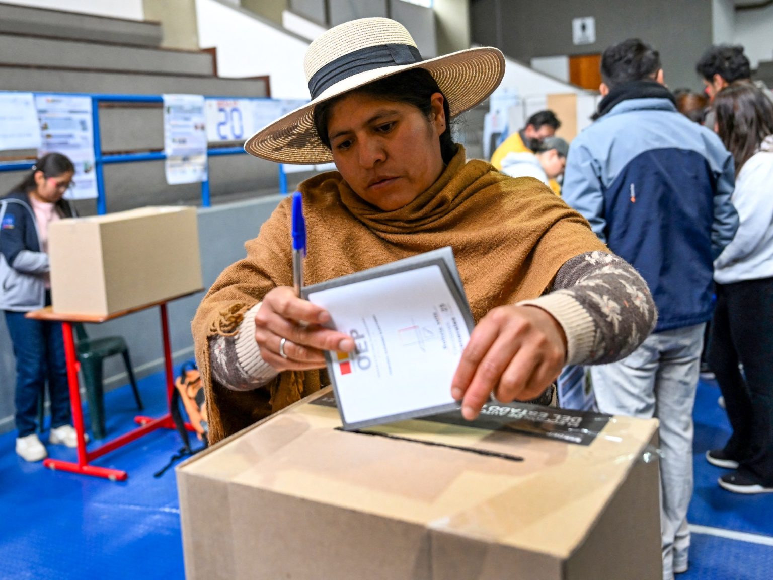 AFP 20250817 69QU3GK v1 HighRes BoliviaElectionVote 1 1755435610