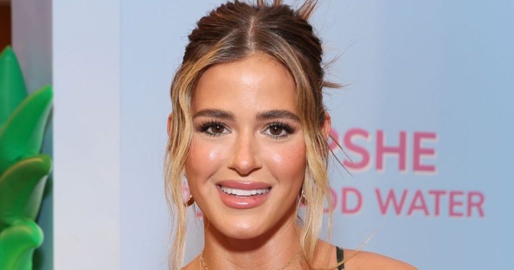 GettyImages 1388676928 JoJo Fletcher Shows Off Baby Bump After Announcing Pregnancy