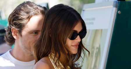 Array Kaia Gerber GettyImages 2232997861