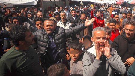 anti hamas protesters eastern gaza city