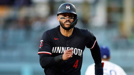 carlos correa minnesota twins