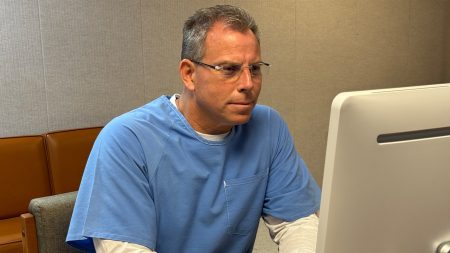 Array erik menendez desk