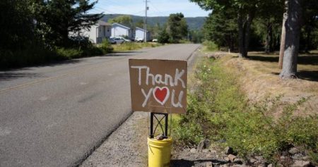 fdec666ea61d3a91deb1b67a8250d8dc2bd3ba33a7af6e829625a2b3c85d24f7