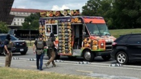 Array ice migrant butcher knife threat dc fox news 001