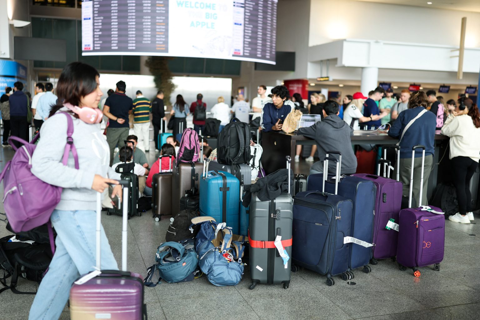 jfk airport travellers