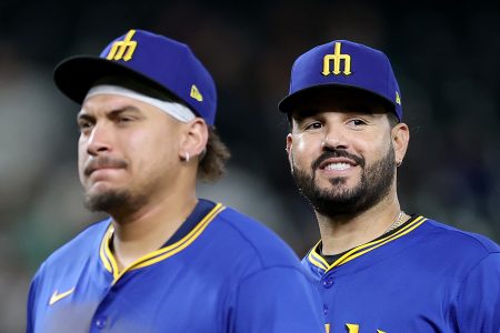 mariners eugenio suarez josy naylor