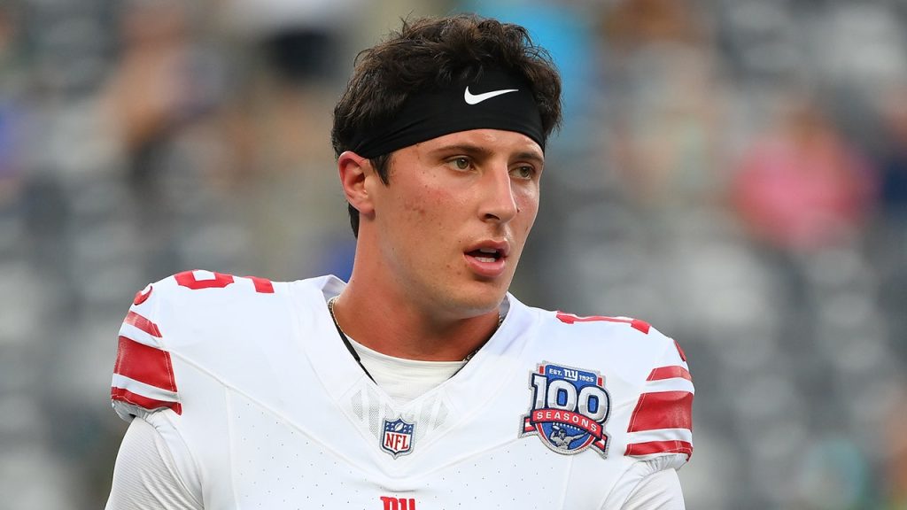 nfl giants tommy devito 082625 2
