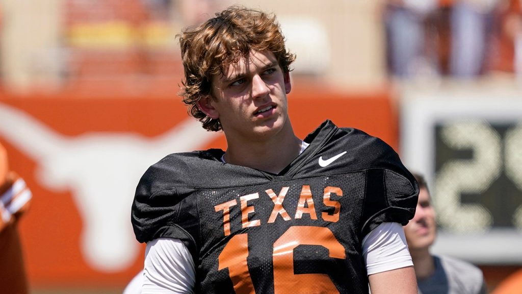 texas arch manning 081925 3