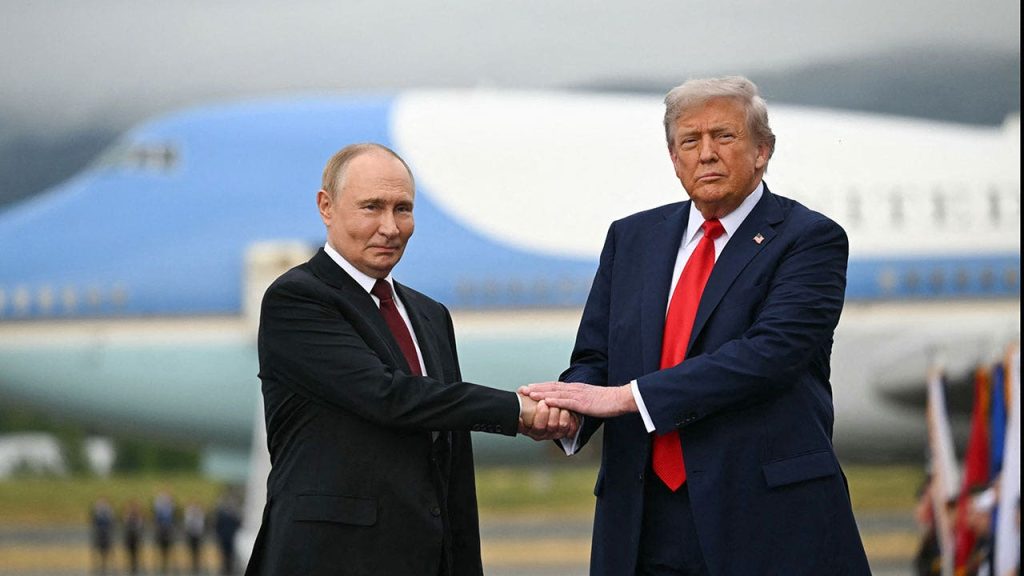 trump and putin greet