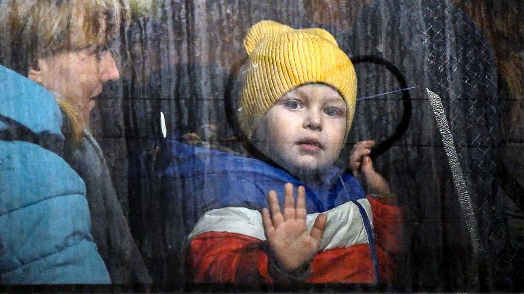 ukrainian child on bus 2