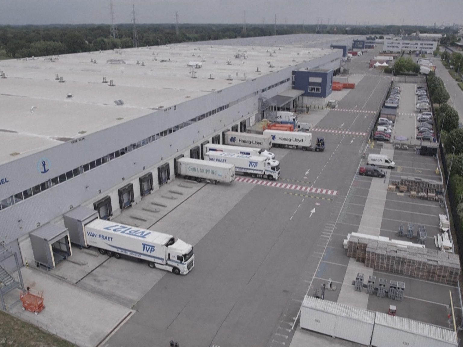 AFP 20250801 68JQ2G3 v1 HighRes BelgianWarehouseStoringContraceptivesThatUsPlan 1757096601