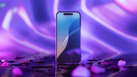 apple iphone 16 2775