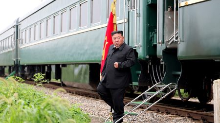 kim jong un armored train 001