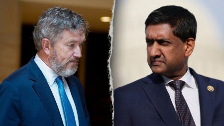 thomas massie ro khanna split