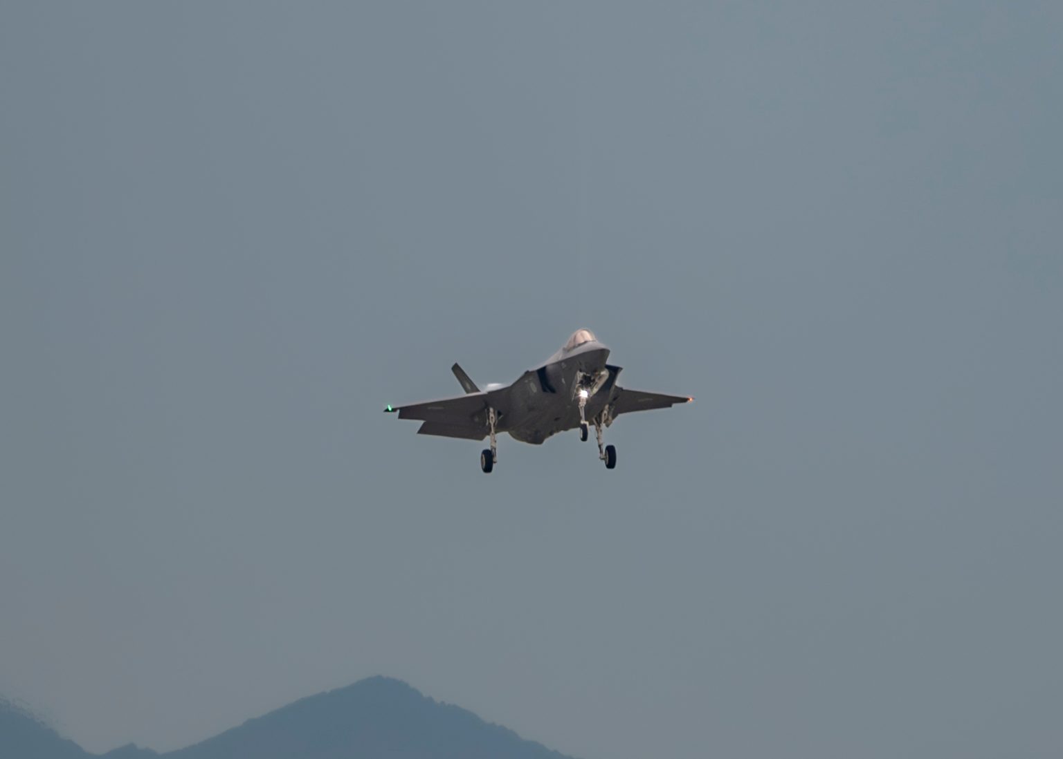 us f 35a fighter jet lands japan